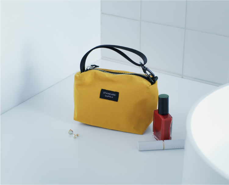 HANGING POUCH / GOLD