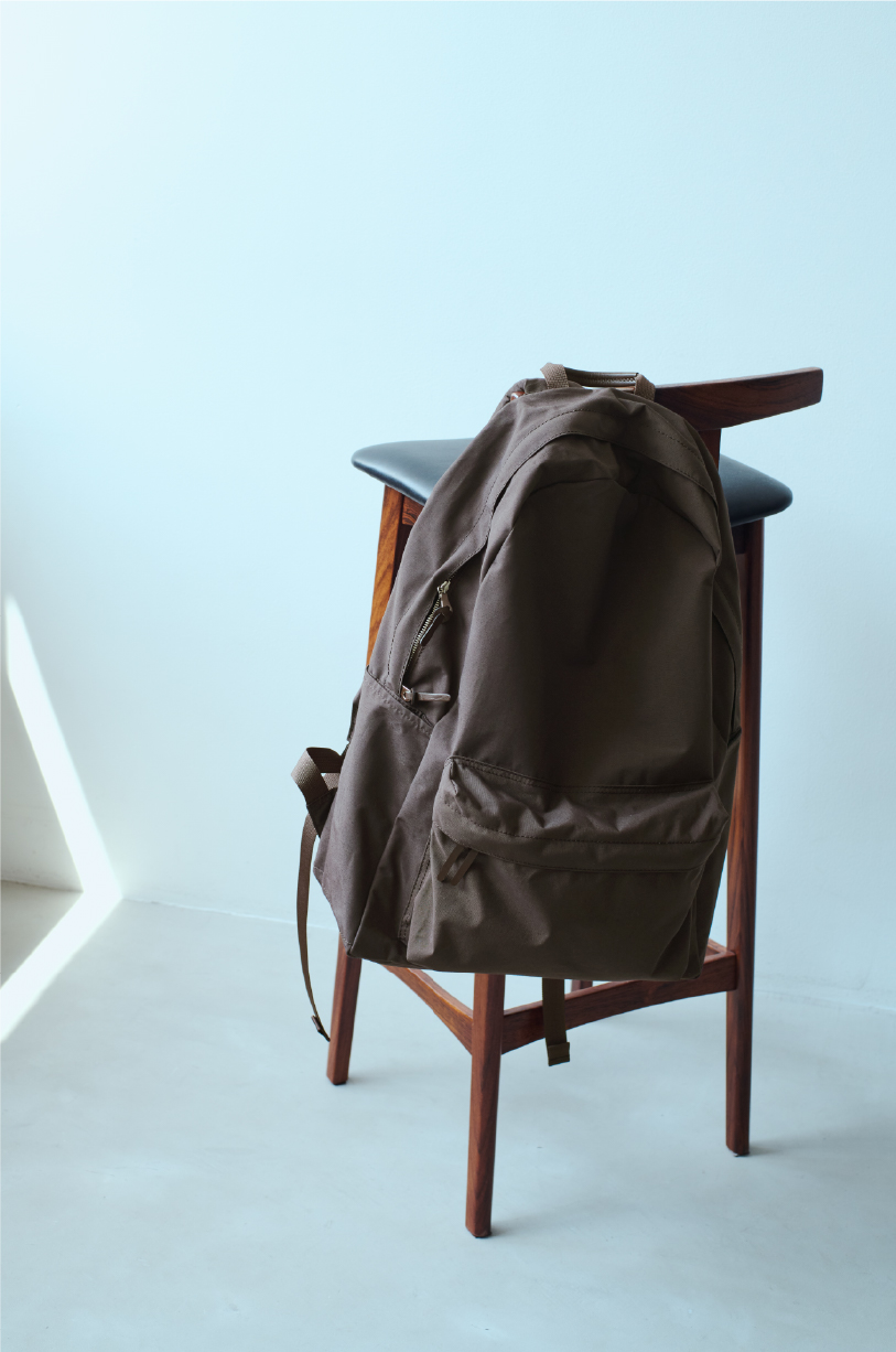 LARGE DAYPACK