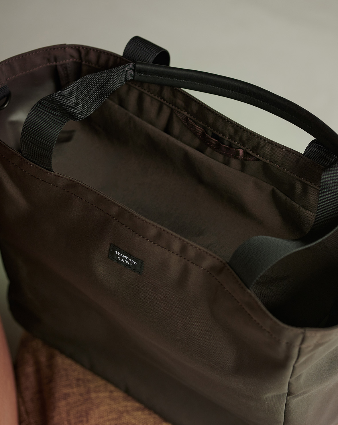 A4 B TOTE